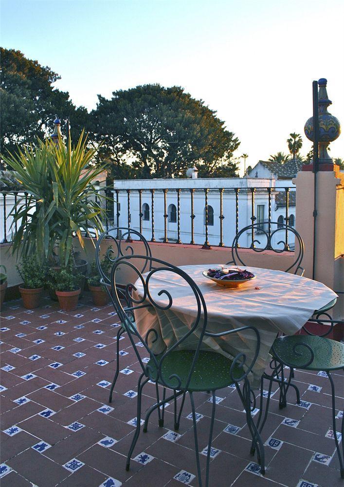 Plaza De Santa Cruz Apartment Seville Exterior photo